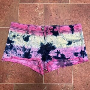 Volcom High Voltage Cutoff Short